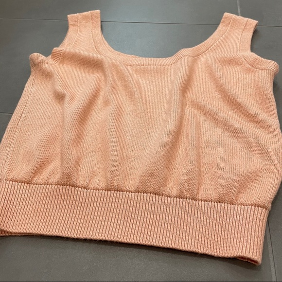 Vintage St. John Peach Santana Knit Tank Sweater - Picture 3 of 8